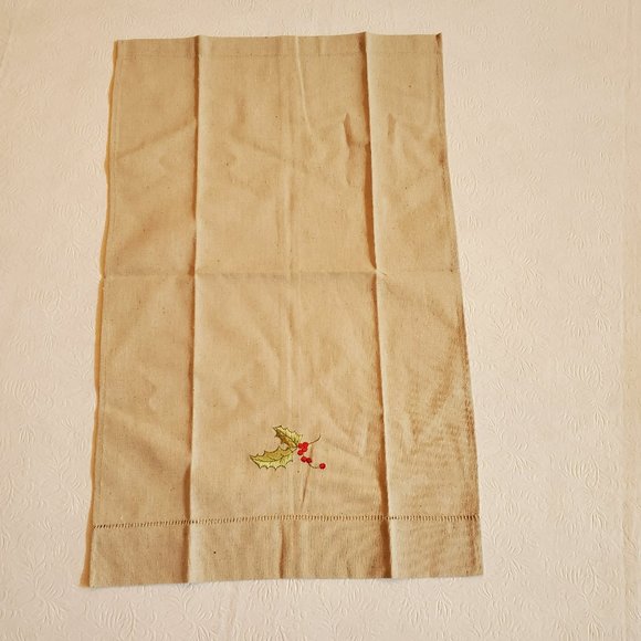 Linen Christmas Holiday Decorative Holly Berry Kitchen Towel - Picture 3 of 4
